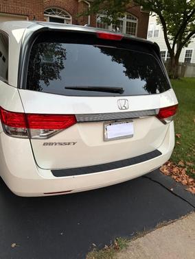 White 2015 Honda Odyssey EX-L