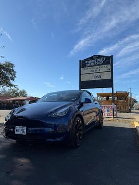 Blue 2020 Tesla Model Y Long Range