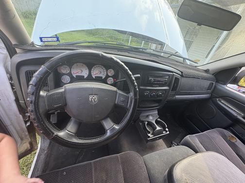 2005 Dodge Ram 2500 SLT Quad Cab