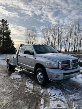 2006 Dodge Ram 3500 Laramie Quad Cab DRW