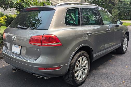 2012 Volkswagen Touareg TDI Sport