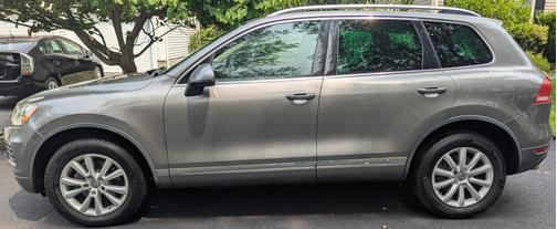 2012 Volkswagen Touareg TDI Sport