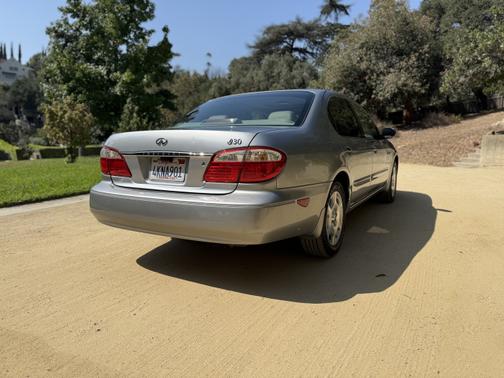 2000 INFINITI I30 Touring