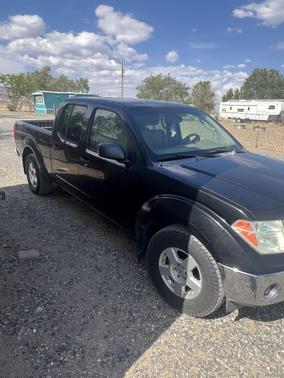 Black 2007 Nissan Frontier SE Crew Cab