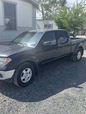 Black 2007 Nissan Frontier SE Crew Cab