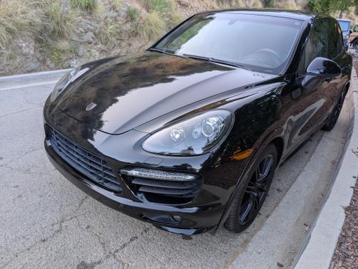 2013 Porsche Cayenne GTS
