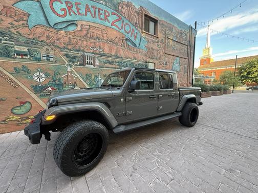 Gray 2020 Jeep Gladiator North Edition