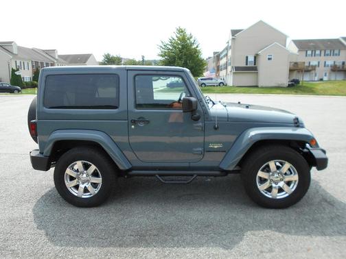 Gray 2014 Jeep Wrangler Sahara
