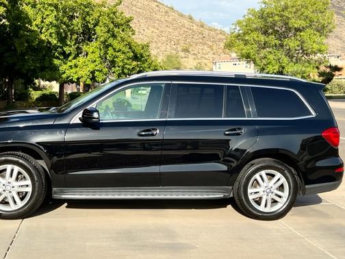 Photo 4 of 23 of 2014 Mercedes-Benz GL-Class GL 450 4MATIC