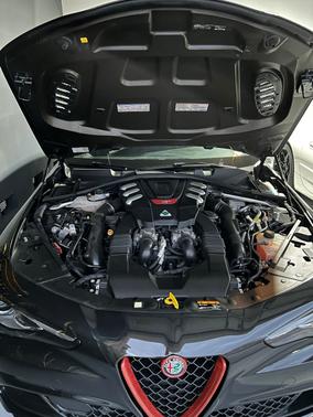 2018 Alfa Romeo Giulia Quadrifoglio