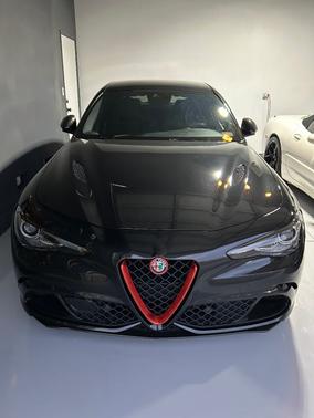 2018 Alfa Romeo Giulia Quadrifoglio