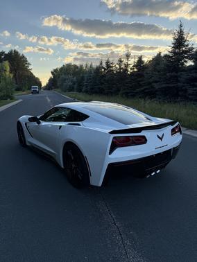 White 2015 Chevrolet Corvette Stingray
