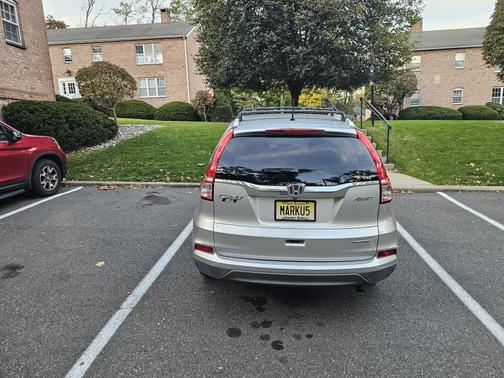 Silver 2016 Honda CR-V SE