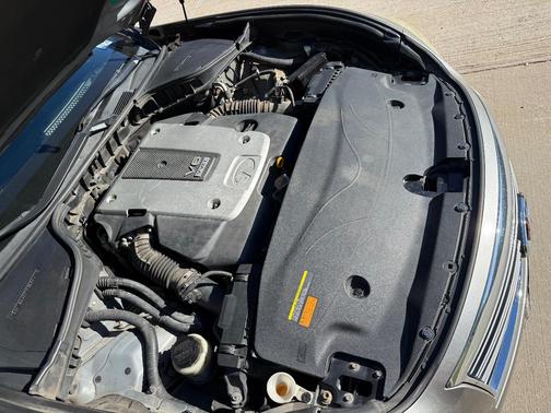 Gray 2012 INFINITI M37 x