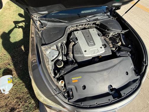 Gray 2012 INFINITI M37 x