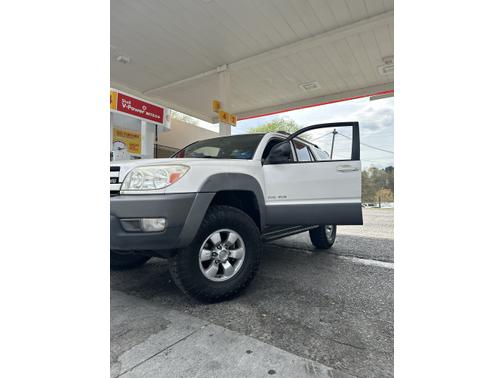 2003 Toyota 4Runner Sport V8