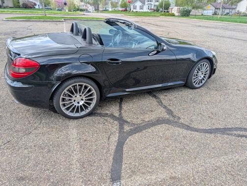 2005 Mercedes-Benz SLK-Class SLK55 AMG Roadster