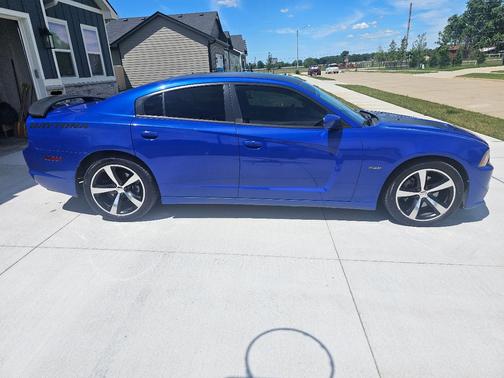 Blue 2013 Dodge Charger R/T
