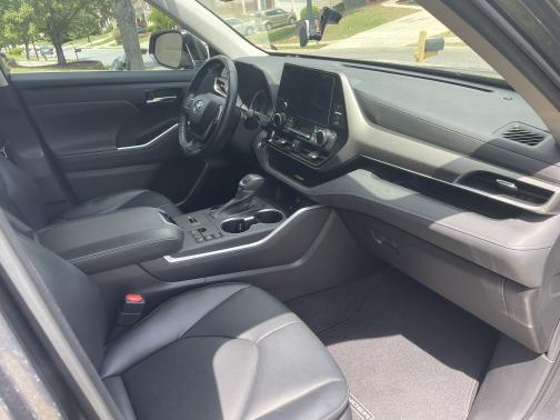2023 Toyota Highlander Hybrid XLE