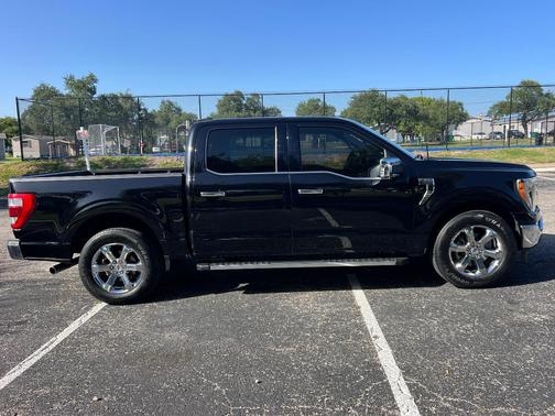 Black 2023 Ford F-150 Lariat