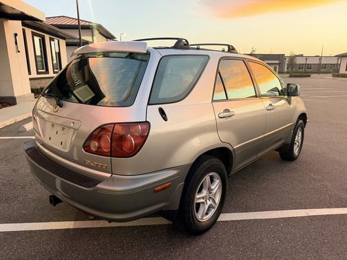Silver 1999 Lexus RX 300 Base