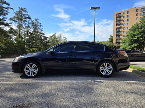 2010 Nissan Altima 3.5 SR