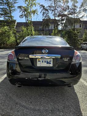2010 Nissan Altima 3.5 SR