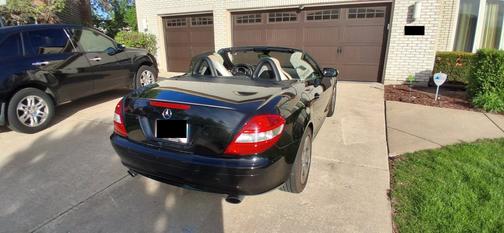 Black 2006 Mercedes-Benz SLK-Class Base
