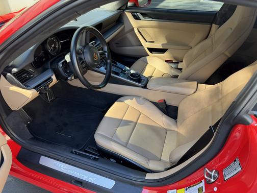 2021 Porsche 911 911 Carrera 4 Cabriolet