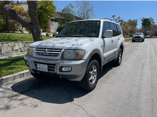 2002 Mitsubishi Montero Limited