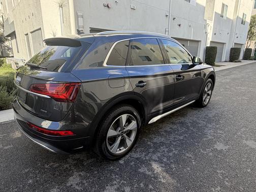 2023 Audi Q5 40 Premium
