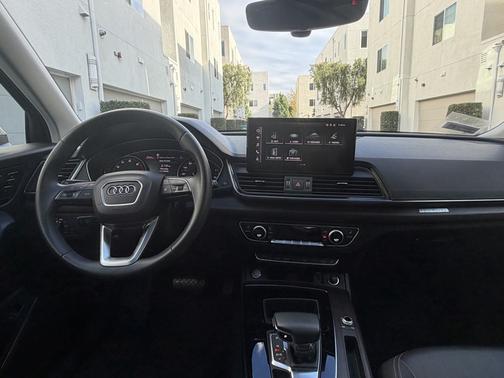 2023 Audi Q5 40 Premium
