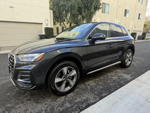 2023 Audi Q5 40 Premium