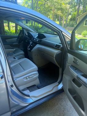 Blue 2012 Honda Odyssey EX-L