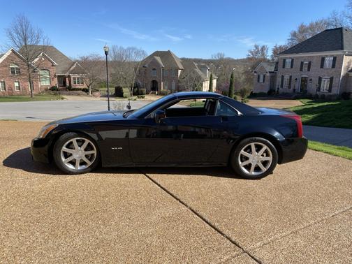 2005 Cadillac XLR Base
