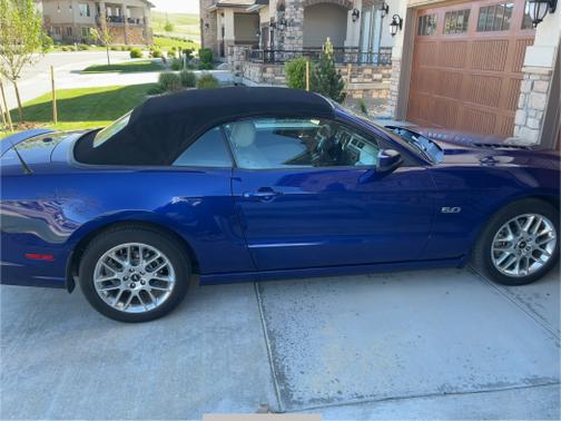 2014 Ford Mustang GT Premium