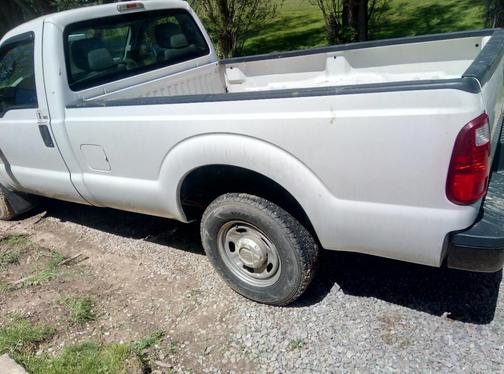 White 2012 Ford F-250 XL