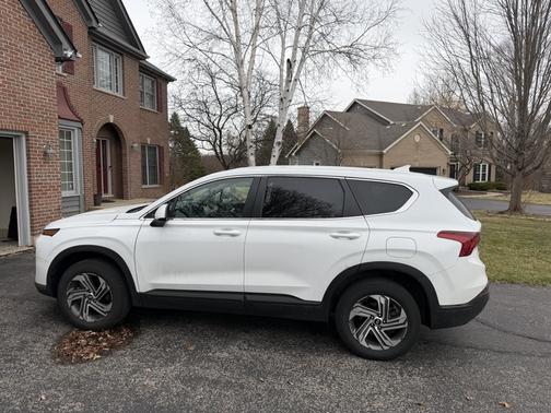2023 Hyundai SANTA FE SE