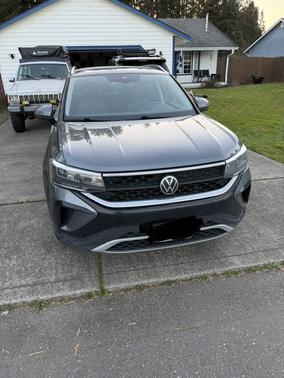 Gray 2023 Volkswagen Taos 1.5T SE