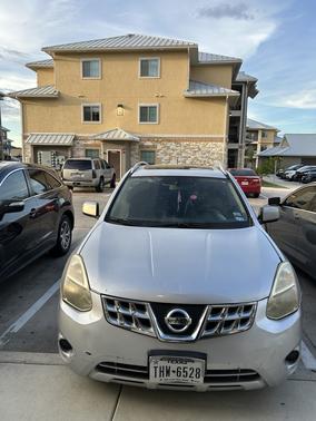 2011 Nissan Rogue SV