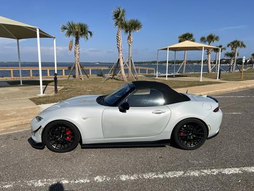 2016 Mazda MX-5 Miata Club