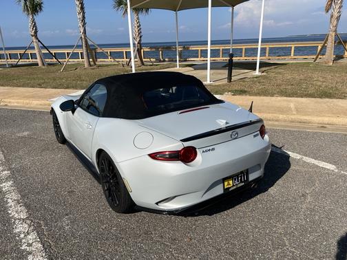 2016 Mazda MX-5 Miata Club