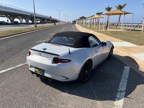 2016 Mazda MX-5 Miata Club