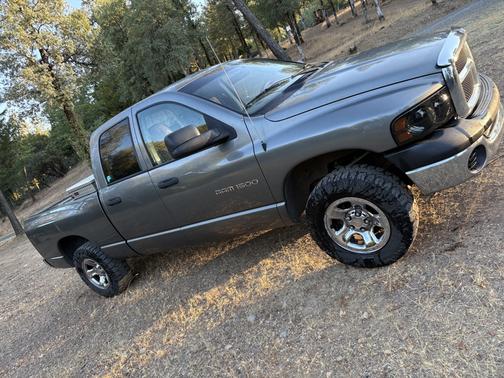 2005 Dodge Ram 1500 Laramie Quad Cab