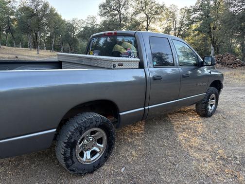 2005 Dodge Ram 1500 Laramie Quad Cab