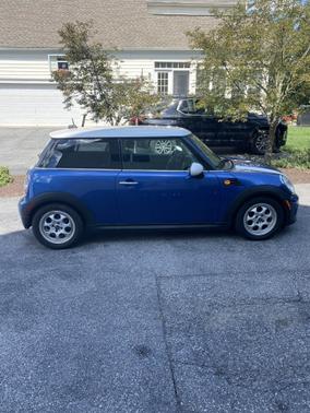 Photo 2 of 26 of 2013 MINI Hardtop Cooper