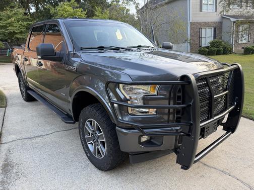 Gray 2017 Ford F-150 XLT