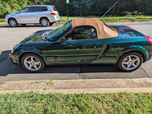 2002 Toyota MR2 Spyder