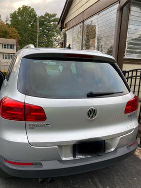 2016 Volkswagen Tiguan SE