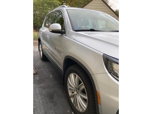 2016 Volkswagen Tiguan SE